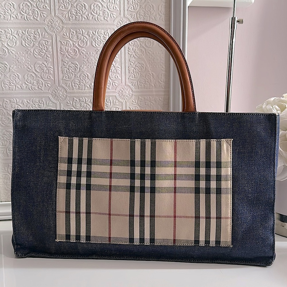 BURBERRY• LUXURY DESIGNER TOTE BAG| DENIM / SIGNATURE PLAID \ LEATHER EUC $1995+
